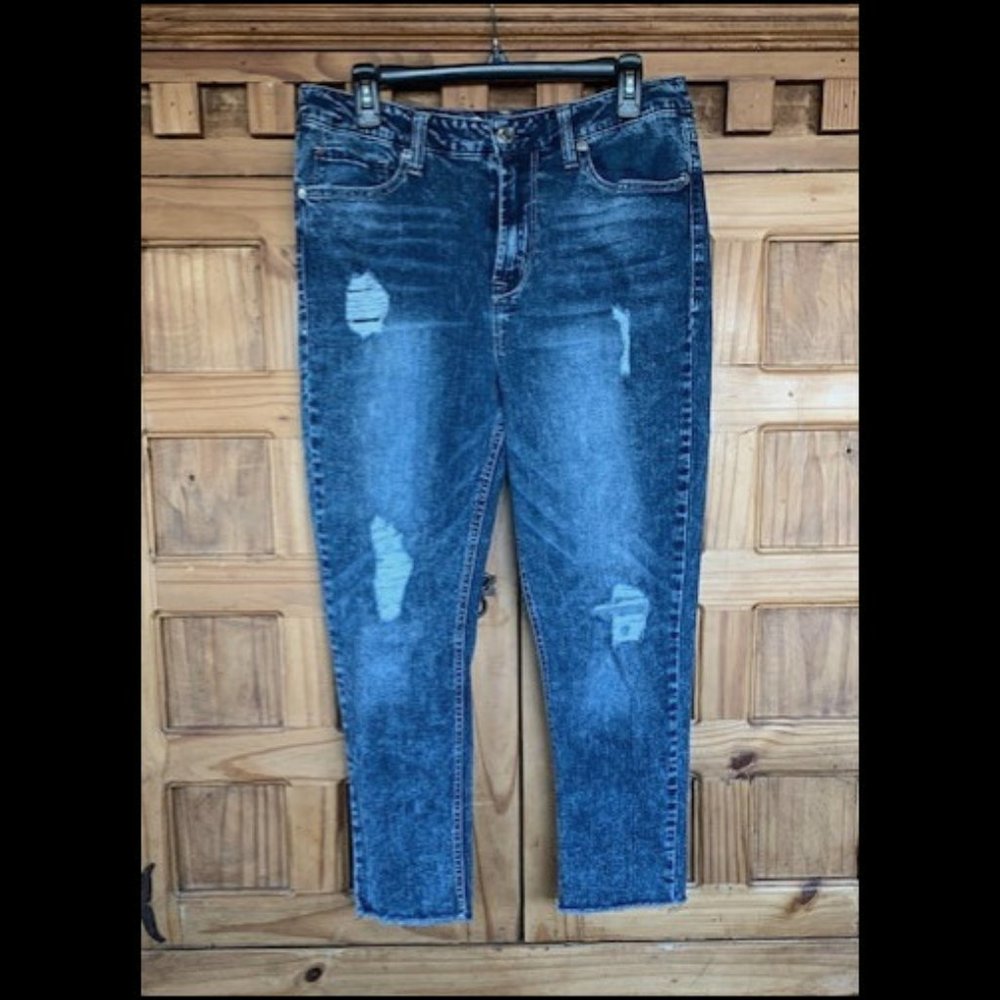 Seven7  Distressed High Rise Ankle Skinny Size 14